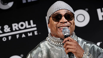 LL Cool J, Solar-powered statue, Musical tribute, Art installation HD wallpaper