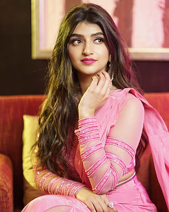 Sreeleela, Telugu actress, dress, lip HD phone wallpaper