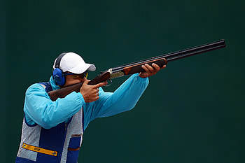 Skeet Shooting, Teenager Smith, Women's Skeet, Gold, ISSF Shotgun World Cup HD wallpaper