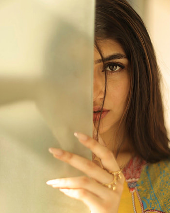 Sreeleela, nose, Telugu actress, face HD phone wallpaper