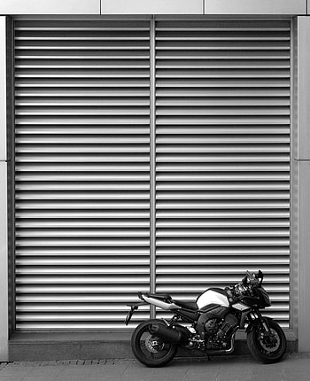 Minimalism, Wall, Bw, Chb, Motorcycle, Street HD phone wallpaper