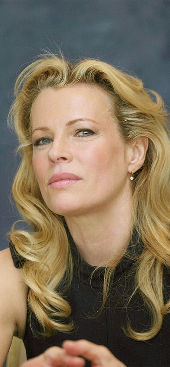 Kim Basinger, , Captivating beauty, Classic elegance HD phone wallpaper