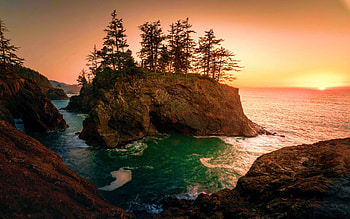 A perfect sunset at Samuel H Boardman State Scenic Corridor, Brookings, Oregon, sea, trees, sky, rocks, sunset, usa HD wallpaper