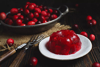 Low carb, Spiced sauce recipe, Healthy alternative, Festive twist HD wallpaper