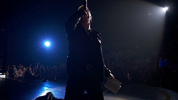 U2, Iconic rock band, Energetic performances, Soul-stirring music HD wallpaper
