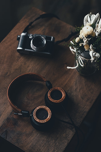 Music, Heads, Wood, Wooden, Table, Sound HD phone wallpaper