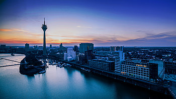 Dusseldorf Skyline, Rautenberg & Company GmbH, Impressive track record, Architectural excellence HD wallpaper