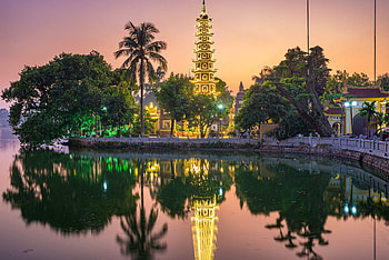 Family trip to Vietnam, Collectionneurs de Voyages, Unforgettable memories HD wallpaper