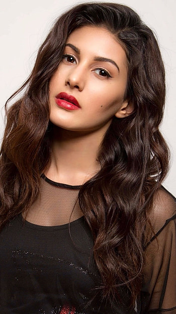 Amyra Dastur, Beautiful Amyra HD phone wallpaper