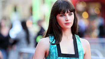 Felicity Jones, Blue dress HD wallpaper