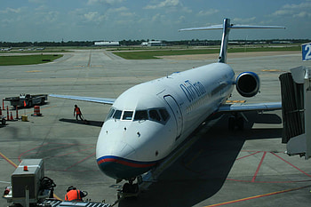 AirTran Airways, Tops on-time rankings HD wallpaper