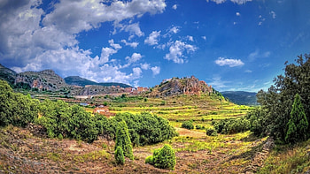 castellon de la plana on a cliff in spain r, hills, town, trees, sky, r, cliff HD wallpaper