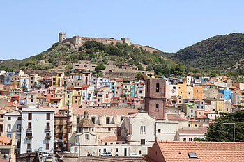 Bosa, Sardinia's love, City of light, Romantic escape HD wallpaper