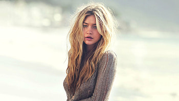 Gigi Hadid HD wallpaper