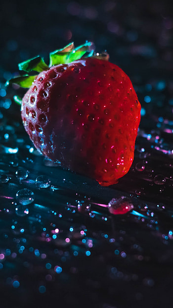 Water droplets, Bokeh effect, Fruit graphy, Vibrant colors HD phone wallpaper