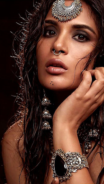 Richa Chadda, bollywood actress HD phone wallpaper