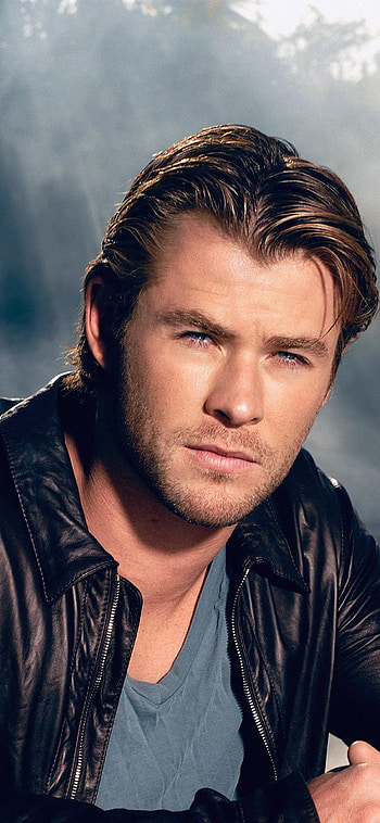 Chris Hemsworth, Movies, Handsome actor HD phone wallpaper