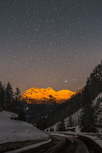 Winter, Nature, Mountains, Snow, Vertex, Starry Sky, Tops HD phone wallpaper