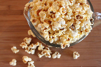Popcorn, ultra , background , Stunning visual HD wallpaper