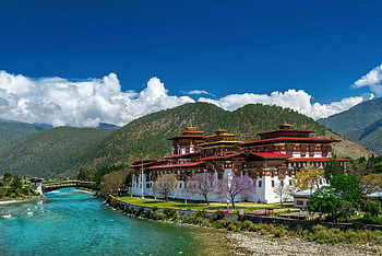 Bhutan travels, Trekking in Nepal, Adventure and culture, Himalayan beauty HD wallpaper