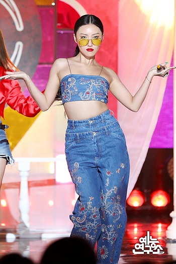 Hwasa, TRR misconceptions, BPS Rose, Itzy's Lia HD phone wallpaper
