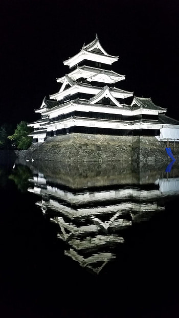 Matsumoto Castle, Crow Castle, Autumn in Japan, Serene beauty HD phone wallpaper