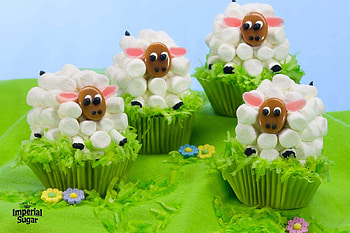 Cupcakes, egg, sweet, white, dessert, food, pink, sheep, green, cupcake, easter HD wallpaper