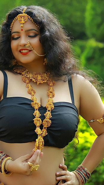 Subha punja, shuba punja, kannada actress HD phone wallpaper