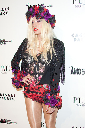 Kesha's comeback: Reemergence, Life transformation, Rediscovering happiness HD phone wallpaper