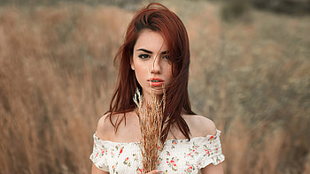 Girl Field Crops In Hands , girls, model, field HD wallpaper