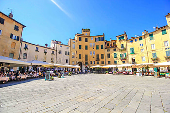 Charming Lucca, Italian gem, Tuscany's jewel, Captivating destination HD wallpaper