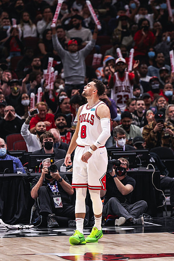 Zach LaVine, NBA, Chicago Bulls, Basketball HD phone wallpaper