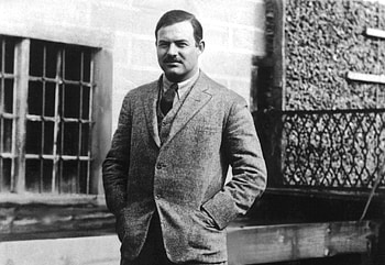 Ernest Hemingway, Macho facts, Lost writer, Restoration center HD wallpaper