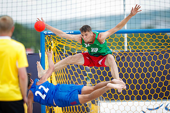 Beach handball team, Sports news, Beach sports, Handball HD wallpaper