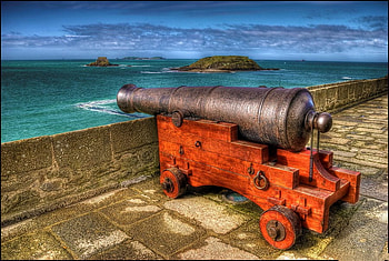 Cannon, bastion, concrete, nice, mountain, red, water, islands, steel, ocean HD wallpaper