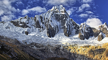 Taulliraju Mountain, Peru HD wallpaper