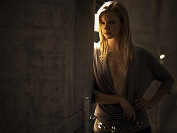 Caught in the shadows, shadows, blonde, catch, shy, beauty HD wallpaper