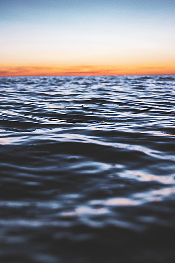 Calm surface, sea HD phone wallpaper