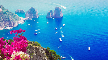 Capri Island, Yacht getaway, Luxury travel, Valentine's Day HD wallpaper