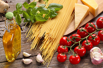 Spahgetti, tomatoes, pasta, food, spaghetti HD wallpaper