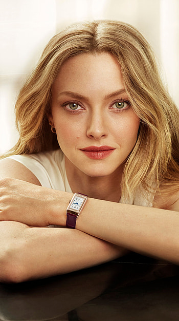 Amanda Seyfried, hollywood actress HD phone wallpaper