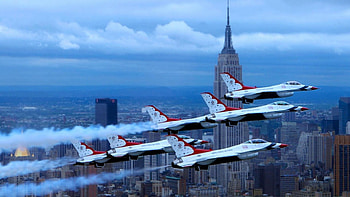 f16 thunderbirds over the empire state building nyc, military, city, smoke, skyscraper, planes HD wallpaper
