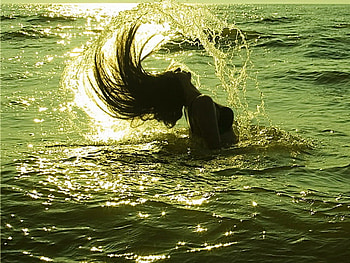 Water fun, lady, emerald, pleasure, girl, joy, hair, woman HD wallpaper