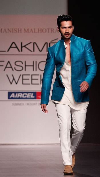 Varun Dhawan, Handsome Hero HD phone wallpaper