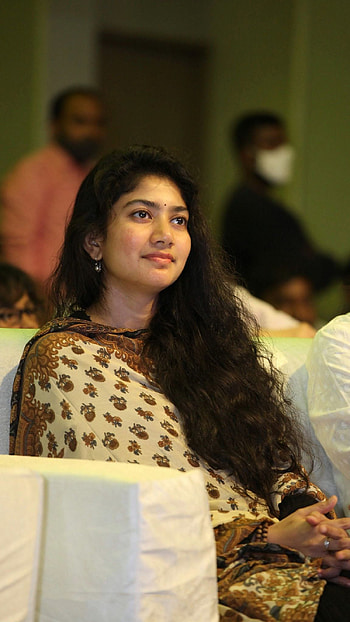 Sai pallavi, love story HD phone wallpaper