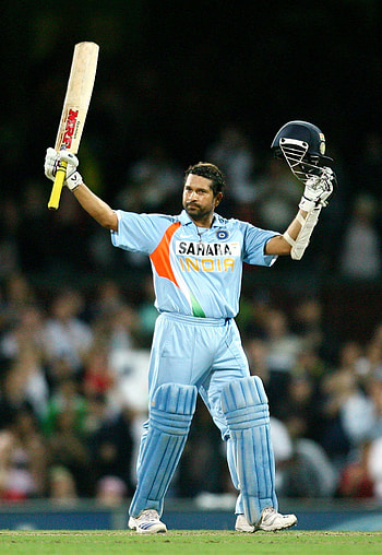 Sachin Tendulkar , Field, Bat, India HD phone wallpaper
