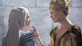 Charlize Theron, Emily Blunt, Best movies, 10600 HD wallpaper