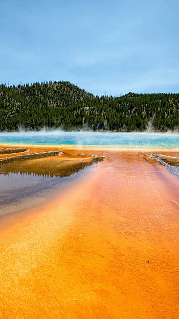 Yellowstone National Park, Grand prismatic spring, , Nature's palette HD phone wallpaper