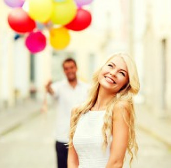 Happy Couple, couple, balloons, happy, love HD wallpaper