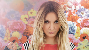 Julia Michaels , julia-michaels, singer, music HD wallpaper